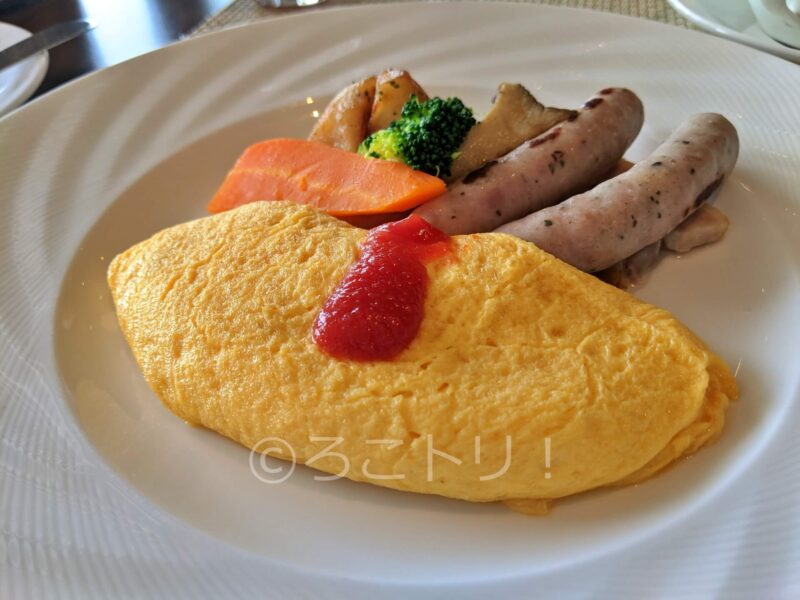 日本平ホテル　朝食　オムレツ