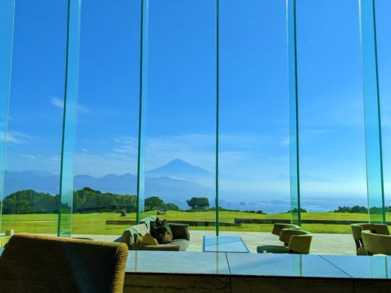 日本平ホテル　朝食会場　ザテラス　富士山