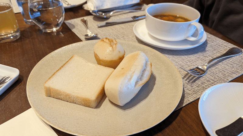 ひらまつ　ホテル　軽井沢　朝食　パン　アレルギー対応　
